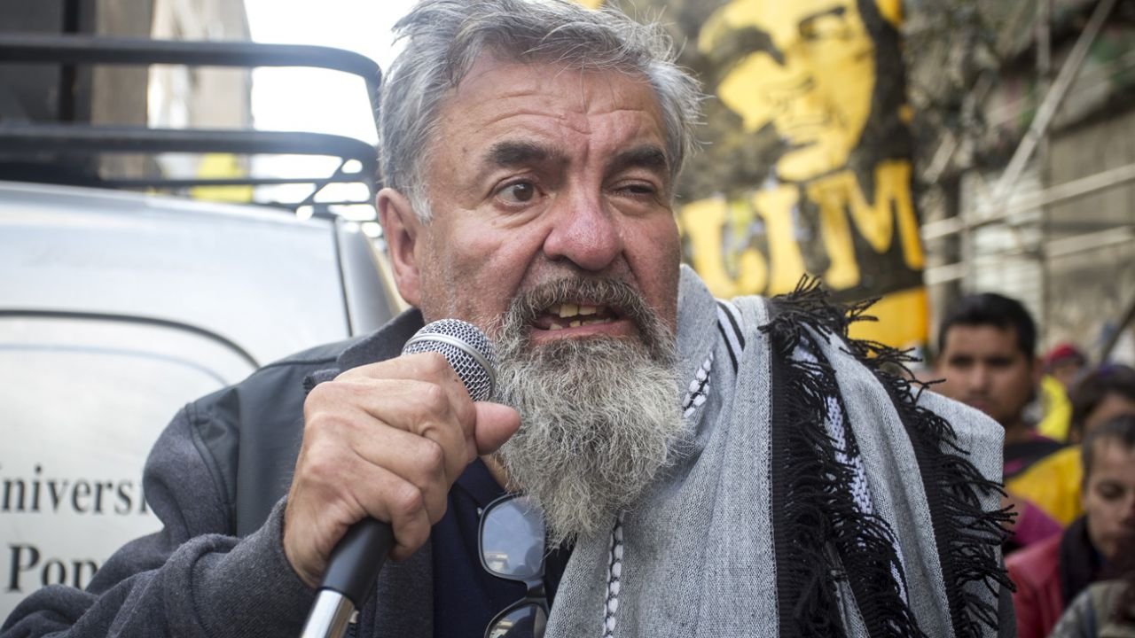 La advertencia de Castells: "El Gobierno empuja a que se termine en una situación de saqueos"