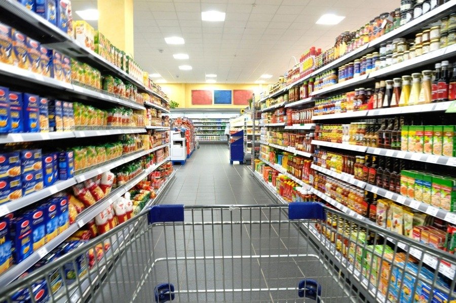Ante la faltante de productos, el Gobierno endurece los controles en supermercados