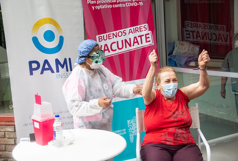 Los mayores de 50 años pueden aplicarse la quinta dosis contra el coronavirus