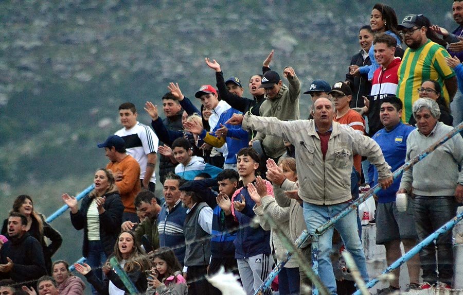 APREVIDE levantó por 90 días la prohibición de hinchas visitantes