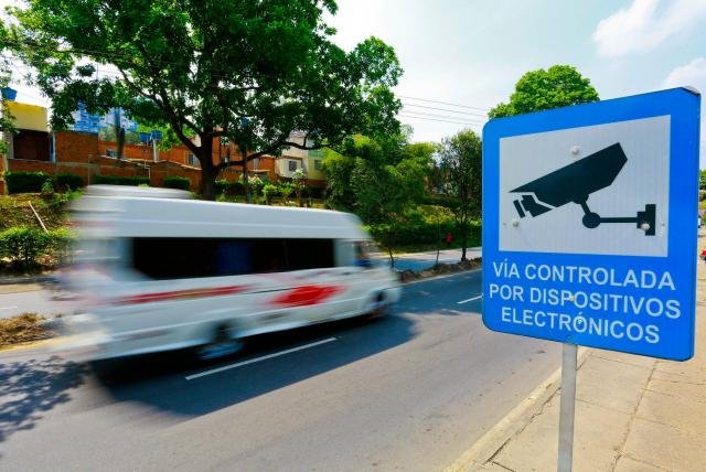 Comienza a regir el nuevo sistema de fotomultas