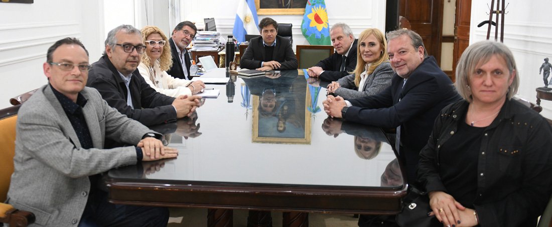 Kicillof firmó convenio para agregar una  hora más de clases en las escuelas