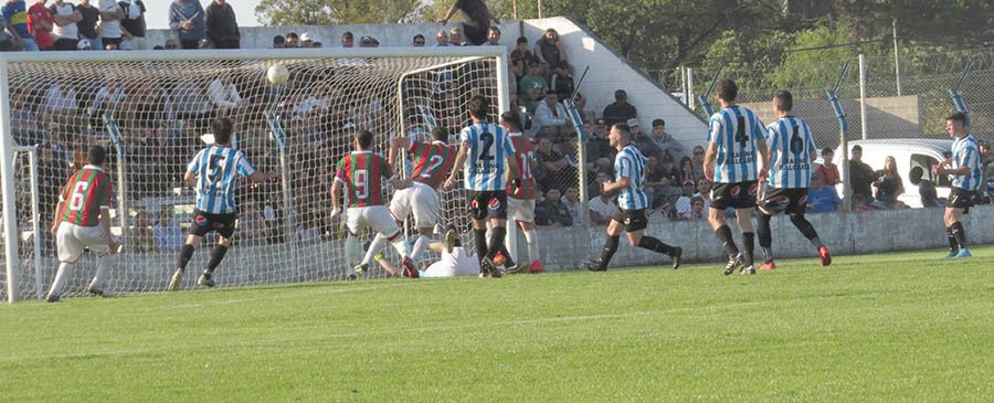 Ferroviarios se impuso ante Racing  Club y consiguió el pasaje a la semifinal
