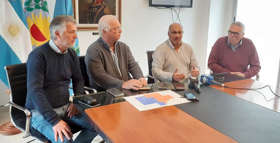 El antiguo tanque del Cerro «El Triunfo» se renueva con un sistema de abastecimiento