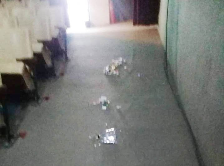 Piden mantener la higiene de la sala del Teatro Municipal