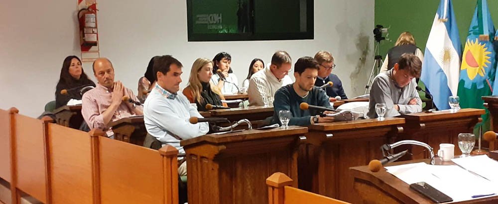 Con cruces, debate y desacuerdos en el interbloque, sesionó el Concejo Deliberante