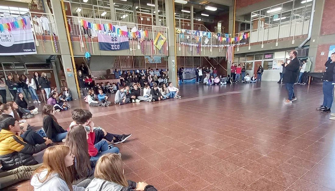 Desde la Cámara de Diputados de la Nación se  brindó charla sobre bullying y grooming