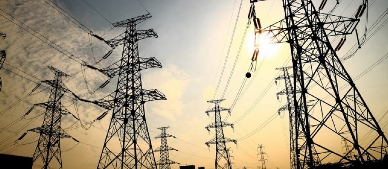 Habrá subas adicionales de luz en el interior bonaerense