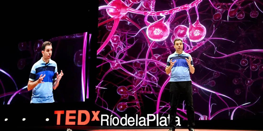 El neurocientífico Adolfo García brindó una charla TED ante 12 mil personas
