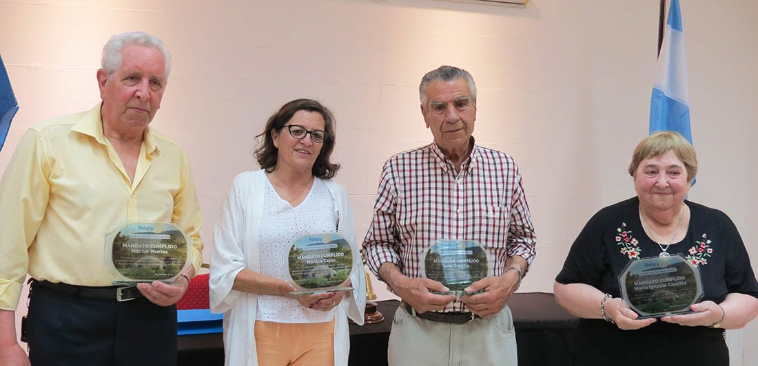 Se galardonó a personalidades con reconocimiento al “Mandato Cumplido”