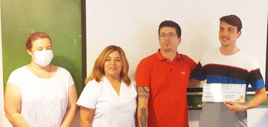 Se entregaron premios por la rifa de la Cooperadora del Hospital