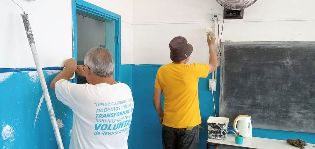 La Cámpora Balcarce  continúa con los trabajos en establecimientos educativos