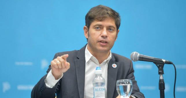 Kicillof sobre el ataque institucional en Brasil: “Derecha violenta intoxicada de odio”