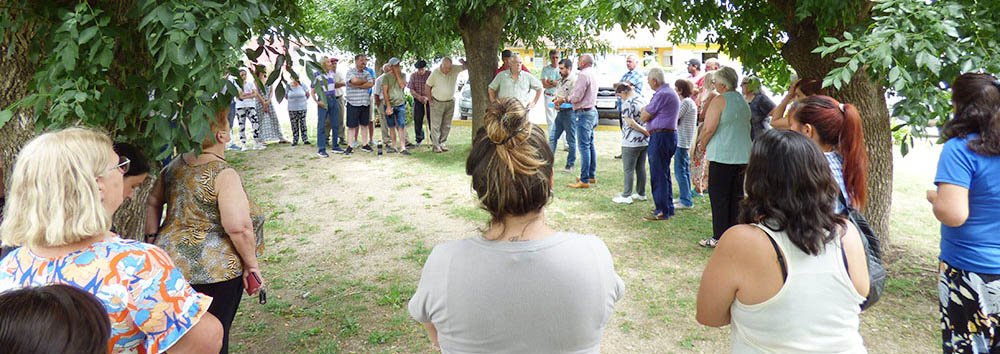 El presidente de la Cooperativa de Electricidad se reunió con vecinos de Napaleofú