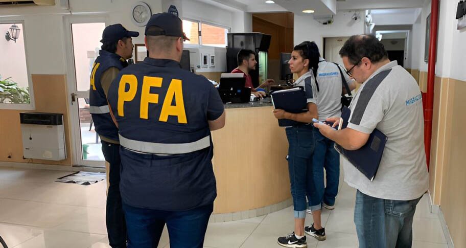 Embarazadas rusas: les cobraban US$ 35 mil para darles documentos argentinos truchos
