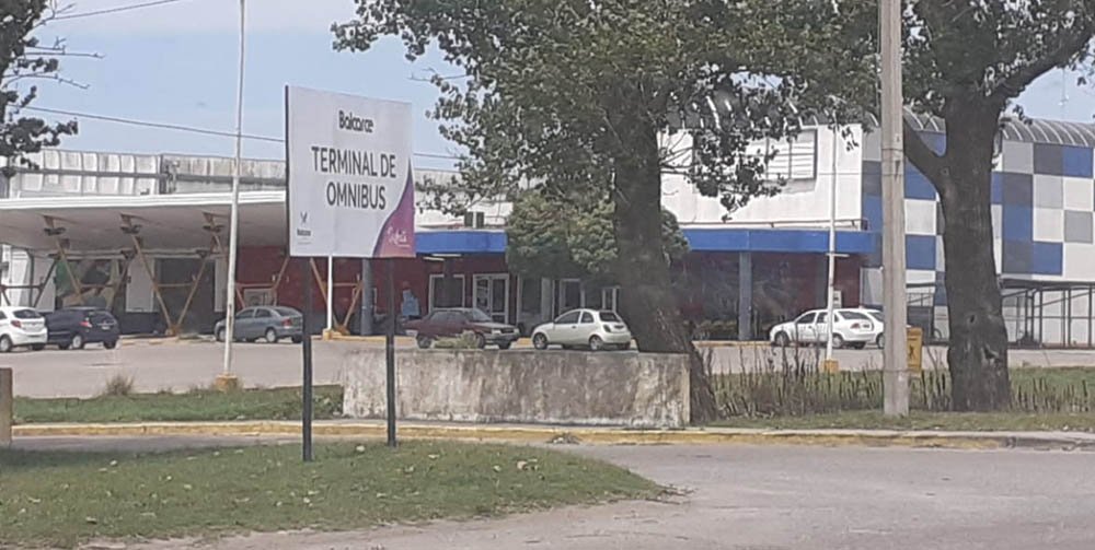 Intiman al Municipio para que abandone el predio dónde funciona la Terminal