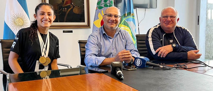 Reino recibió a la multicampeona Shalom Lescano