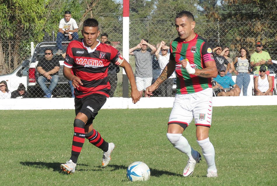 El clásico entre Amigos Unidos y  Ferroviarios terminó en empate