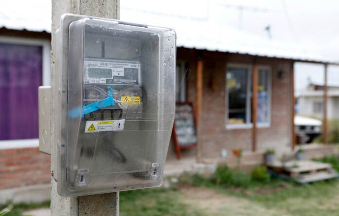 La Provincia autorizó un fuerte ajuste para las tarifas de luz en dos cuotas