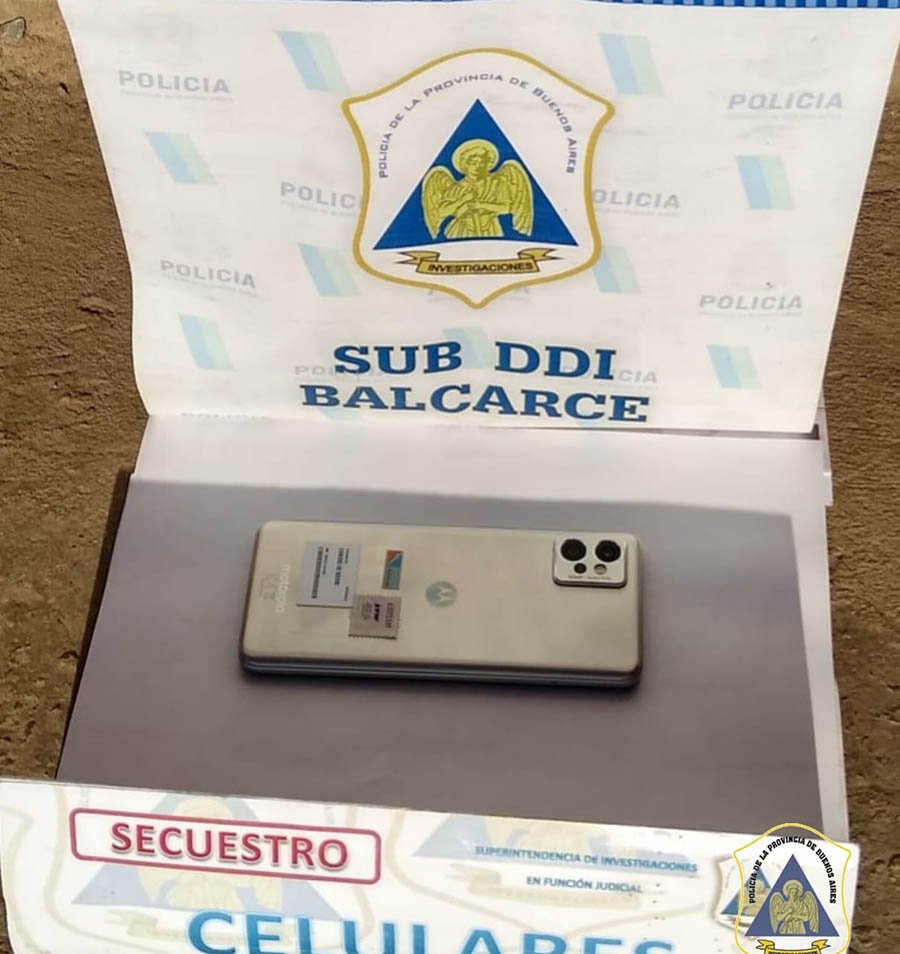Recuperaron un celular robado a un joven que fue asaltado en calle 15 y 10: dos personas implicadas por encubrimiento