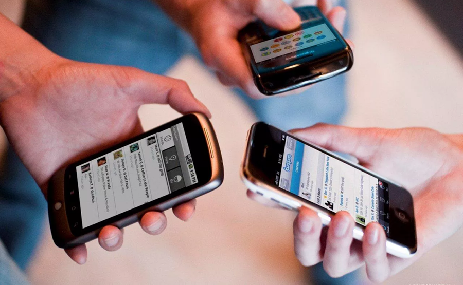 Las tarifas de celulares, Internet y TV por cable subirán un 4,5% mensual hasta fin de año