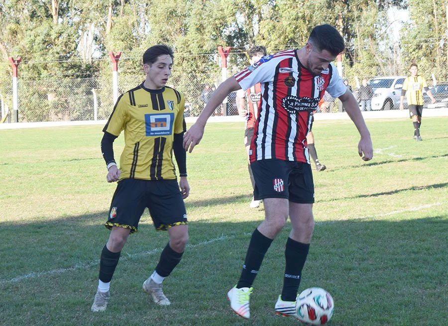 Entretenido empate entre los “colistas” del torneo