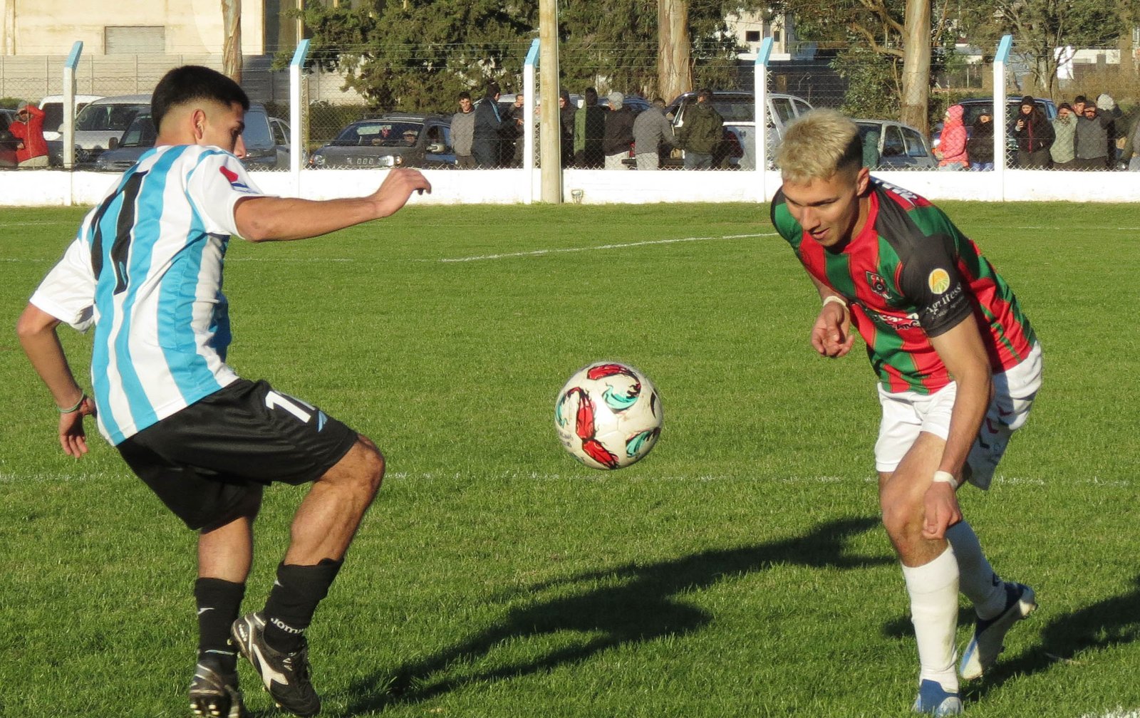 Racing Club frenó a Ferroviarios y trepó al segundo puesto