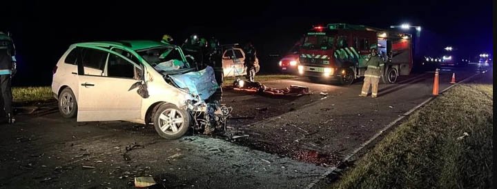 Choque frontal en ruta 11: hay dos personas fallecidas