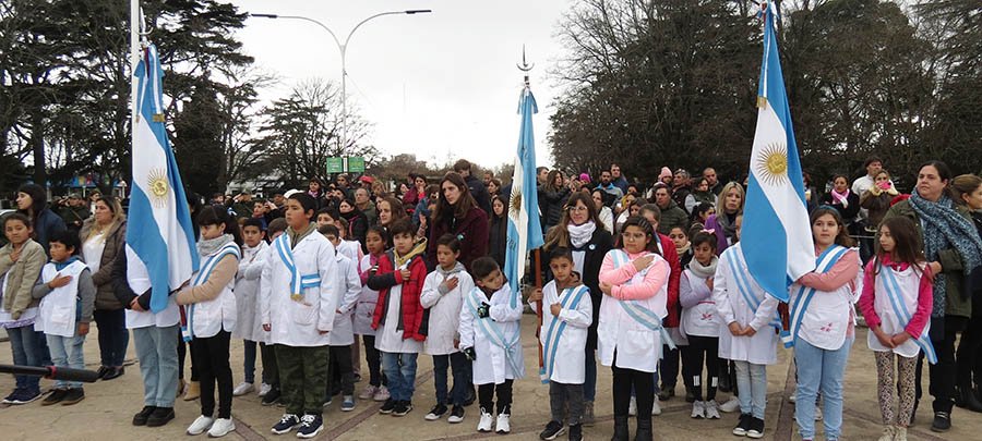 Día de la Bandera: la ciudad vivió otra gran fiesta patria en la plaza Libertad