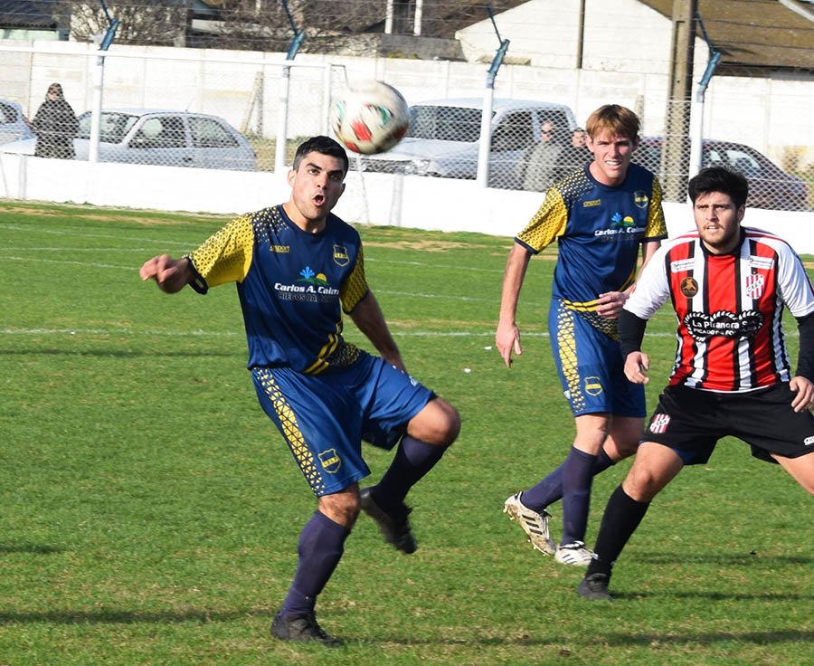 Dividieron puntos Atlético San Agustín y Deportivo Los Pinos