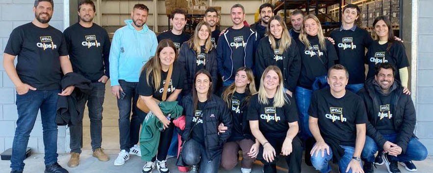 McCain colaboró con distintas organizaciones durante su Semana de Voluntariado