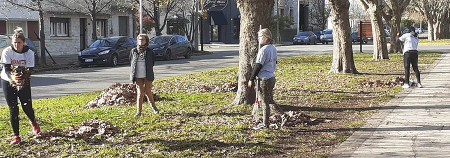 Somos Barrios de Pie realizó la limpieza de diferentes plazas