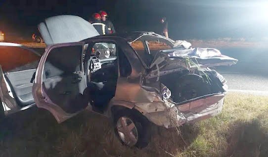 Accidente fatal en ruta 226: una familia volcó con el auto y falleció una mujer
