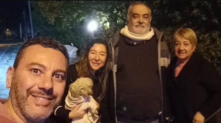 Volvió "Sami": la pareja de jubilados que fue víctima de un violento asalto recuperó a su perrito