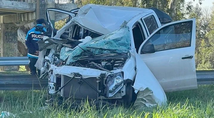 Brutal choque en la ruta 2: una turista resultó herida y está internada en el Higa