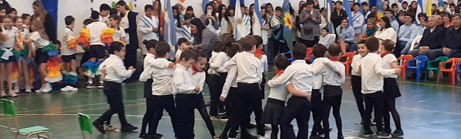 Un concurso de baile fue el protagonista del acto oficial por el Día de la Diversidad Cultural