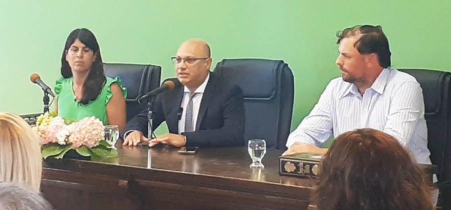 «Pido a las fuerzas políticas que construyamos puentes para aliviar la situación de los vecinos»