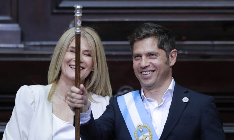 Juró Axel Kicillof y le mandó un mensaje a Milei: “Lo que falta no se consigue ni con motosierra ni ajuste”