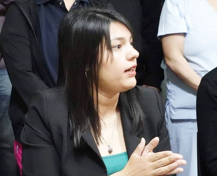 Xoana Martínez cruzó al Intendente por el pago del salario a los trabajadores municipales