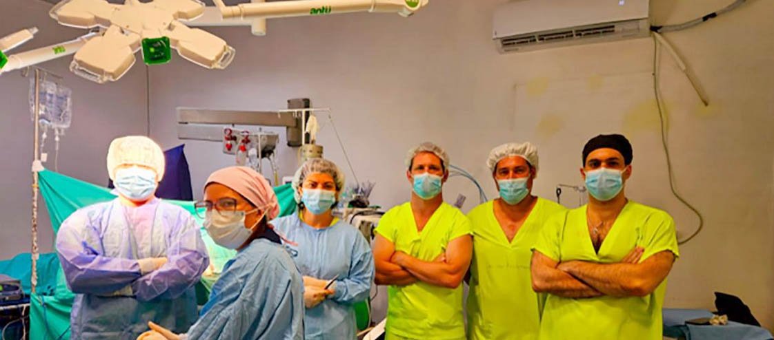 Un adolescente fue operado despierto para extirparle un tumor cerebral