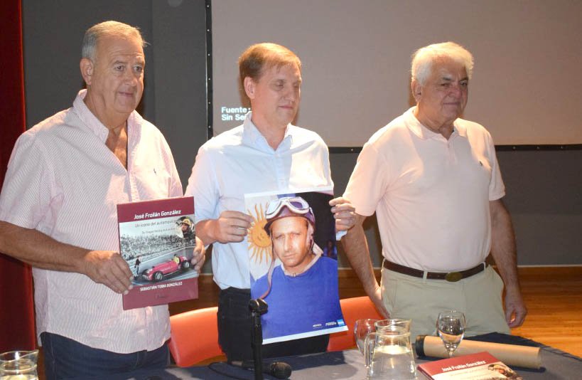 Emotiva presentación del libro sobre Froilán González