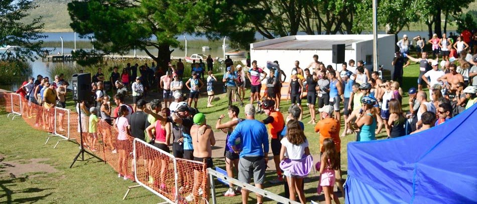 Más de 150 participantes reunió el Triatlón “La Brava”