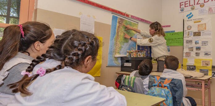 Suspenden la jornada completa en 60 escuelas bonaerenses por el recorte de Nación