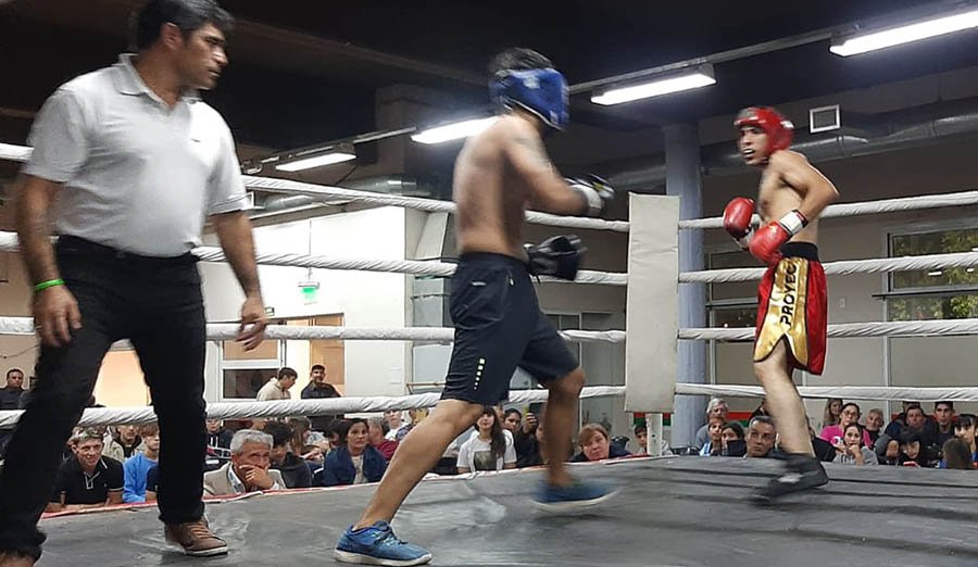 Se realizó el primer festival boxístico