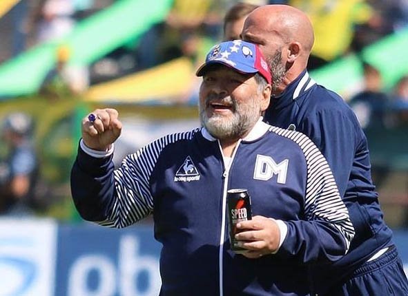 Giro en el caso Maradona: una nueva pericia médica establece que no hubo agonía