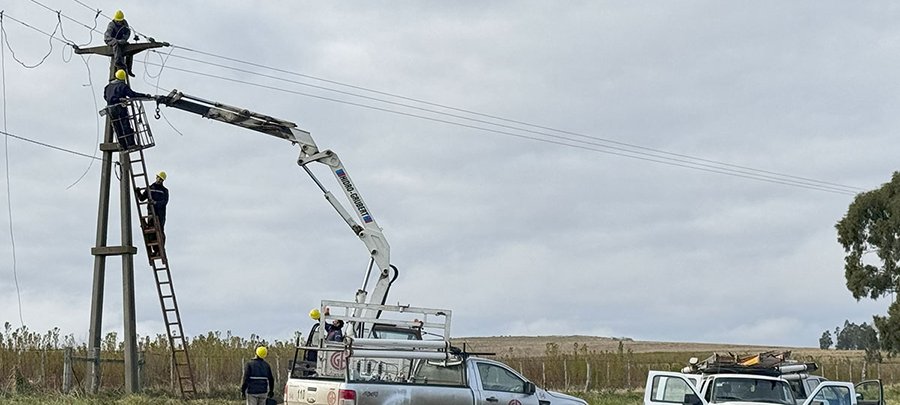 La Cooperativa de Electricidad colocó un reconectador en tramo de la ruta 226