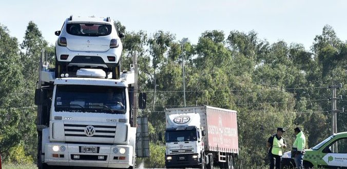 El Gobierno da marcha atrás con la quita del servicio de grúa en los seguros