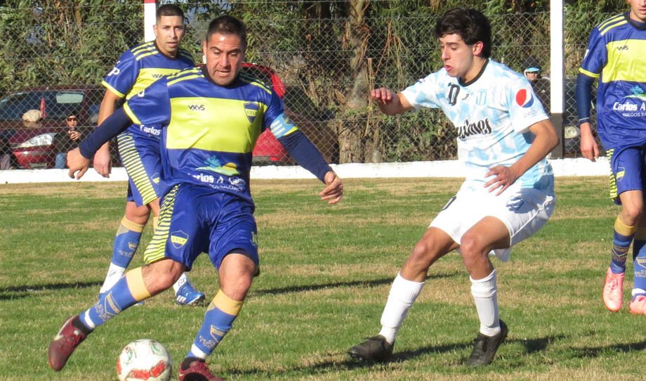 Racing Club goleó a Los Pinos y se mantiene en la punta