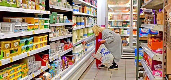 El consumo se “derrumba” en el interior bonaerense, según un estudio del Banco Provincia