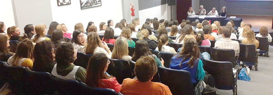 75 años cumplió la modalidad de  Psicología Comunitaria y Pedagogía Social